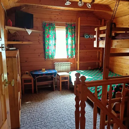 Maly Pod Lasem Chalet *